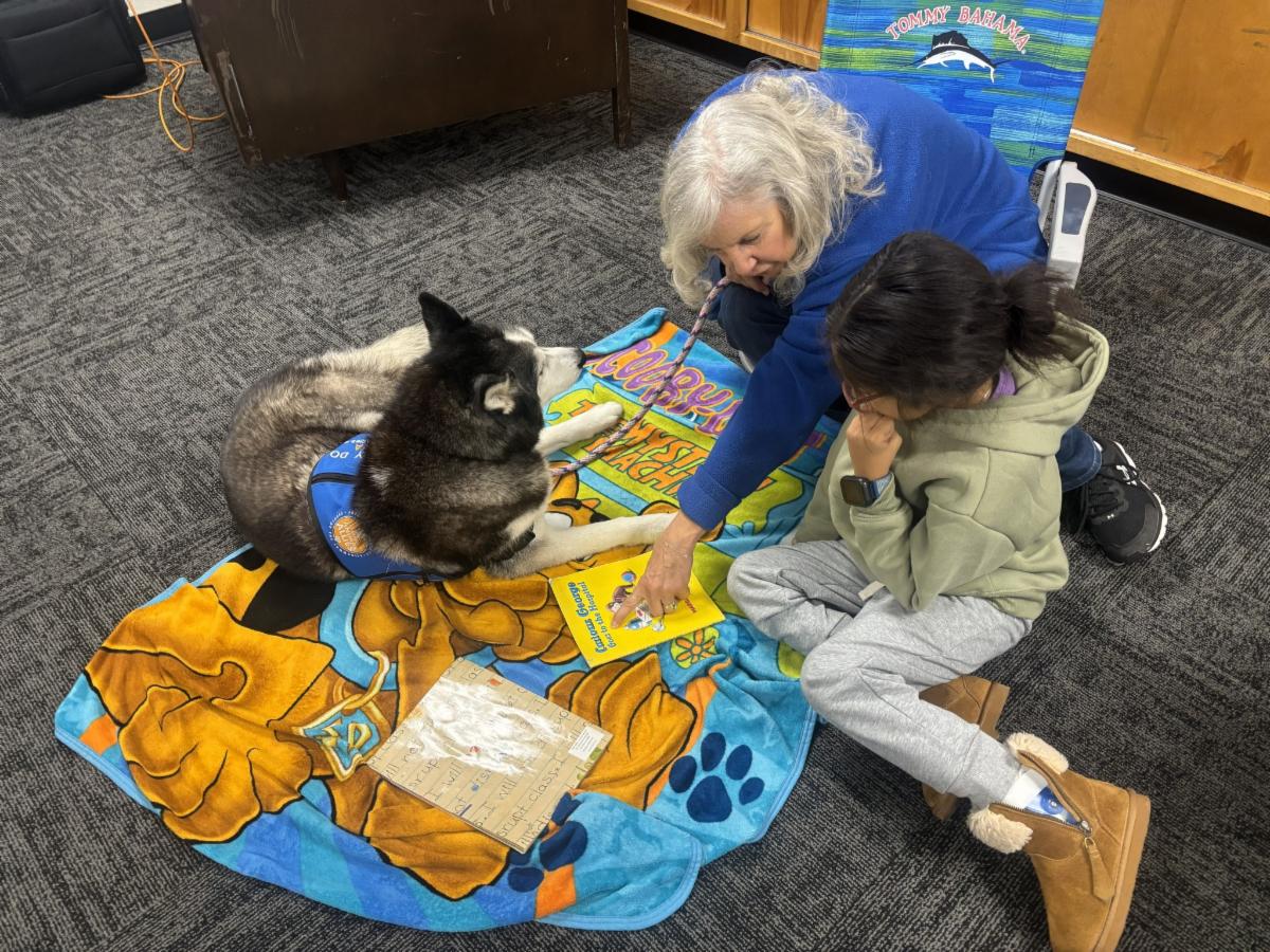 Faylane Elementary Hosts K-9 Literacy Event - article thumnail image
